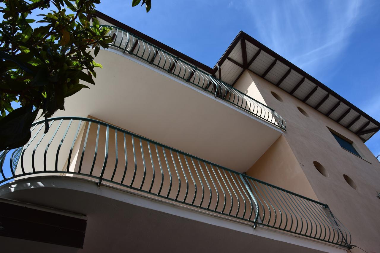 Hotel Pozzuolo Celle Ligure Exteriör bild